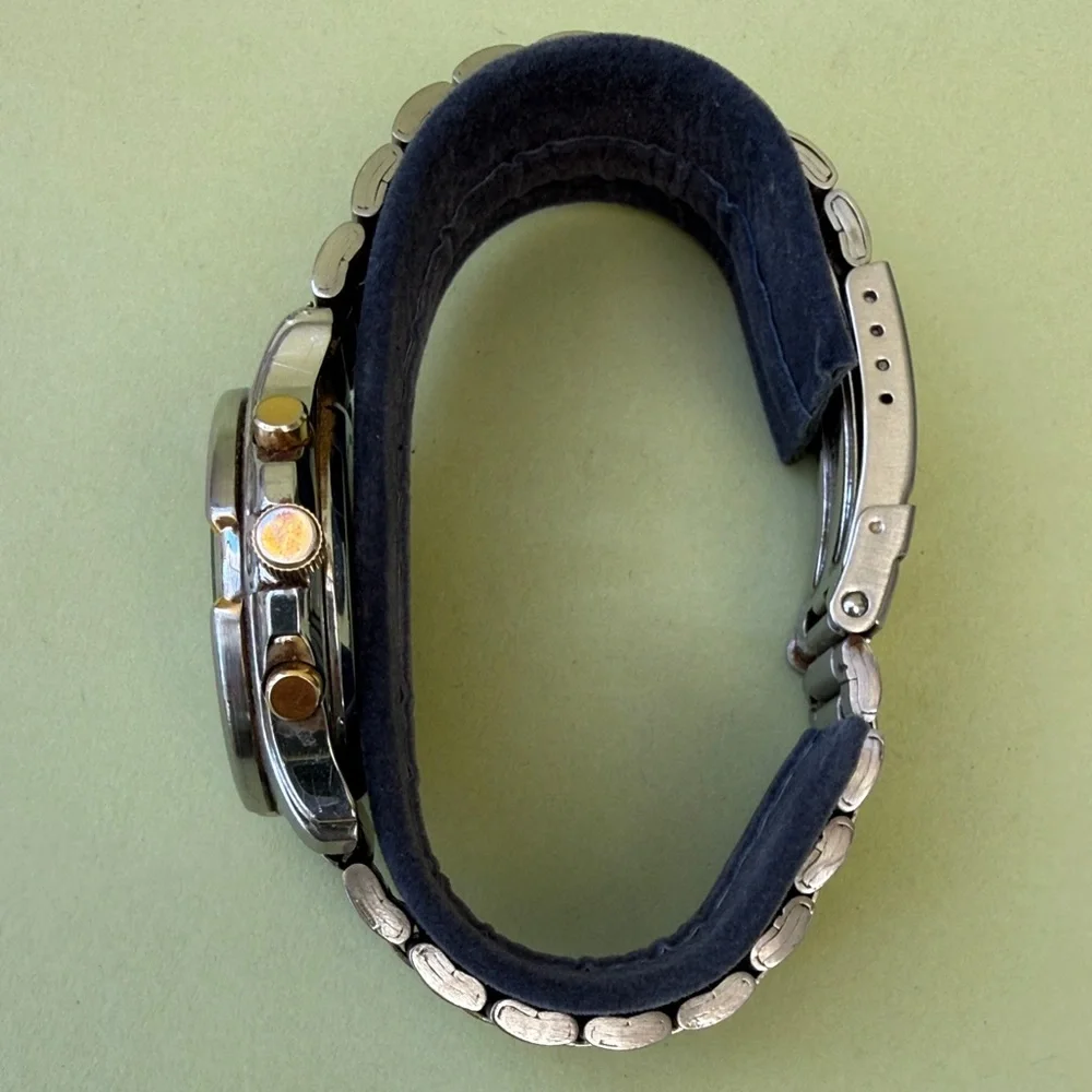 Vintage 90’s Bulova Two-Tone Gold and Silver Watch